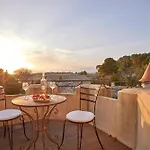 Hotell Chateau Les Carrasses