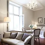 Chateau Les Carrasses 4*