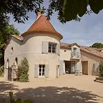 Chateau Les Carrasses Hotell 4*