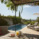 Hotell Chateau Les Carrasses 4*