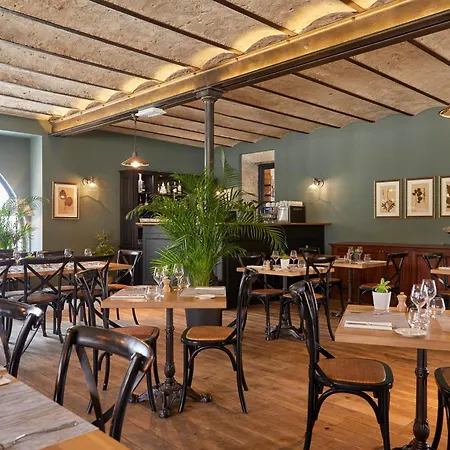 Hotel Chateau Les Carrasses Capestang