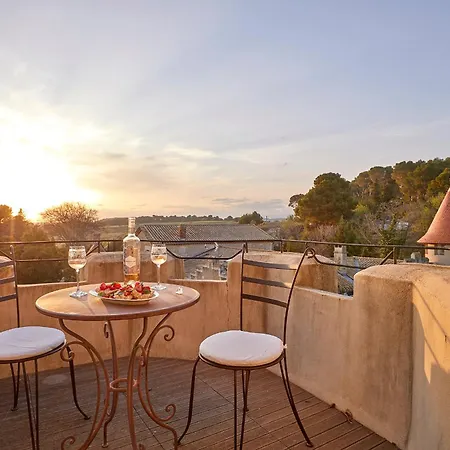 Hotel Chateau Les Carrasses