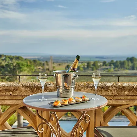 Chateau Les Carrasses 4* Капестан