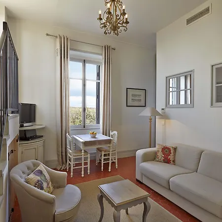 Chateau Les Carrasses Hotel Capestang