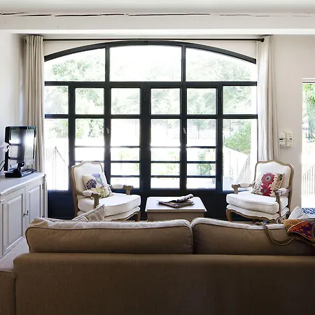 Hotel Chateau Les Carrasses 4*