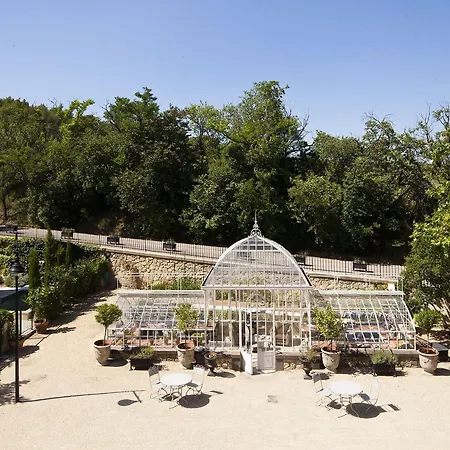 Chateau Les Carrasses 4*