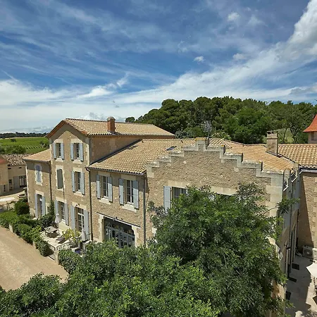 Отель Chateau Les Carrasses