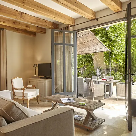 Chateau Les Carrasses Hotel