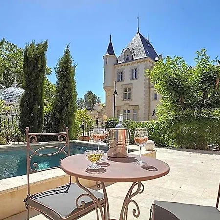 Chateau Les Carrasses 4*