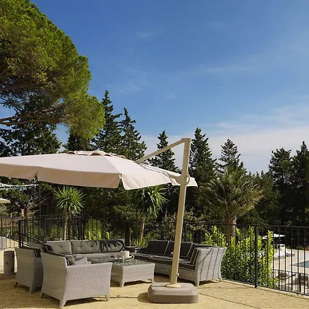 Chateau Les Carrasses