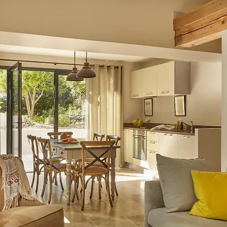 Chateau Les Carrasses Capestang