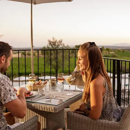 Hotel Chateau Les Carrasses