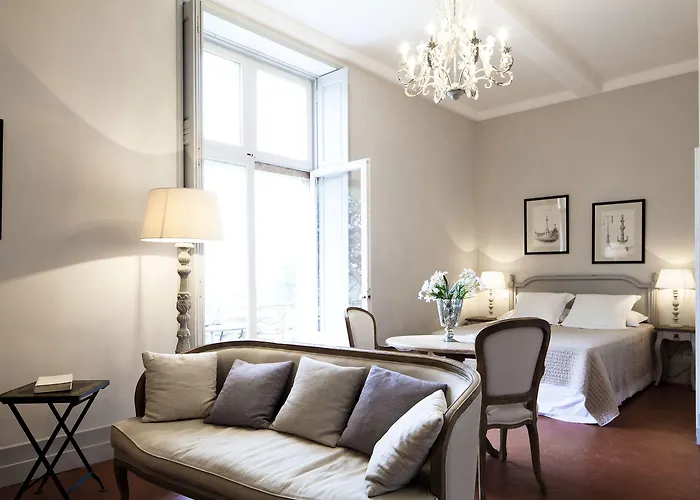 Château Les Carrasses 4*