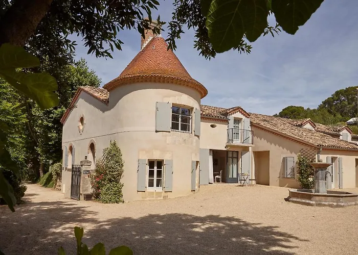 Château Les Carrasses Hotel 4*