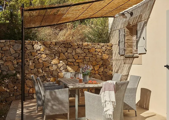 Château Les Carrasses Hotel 4*